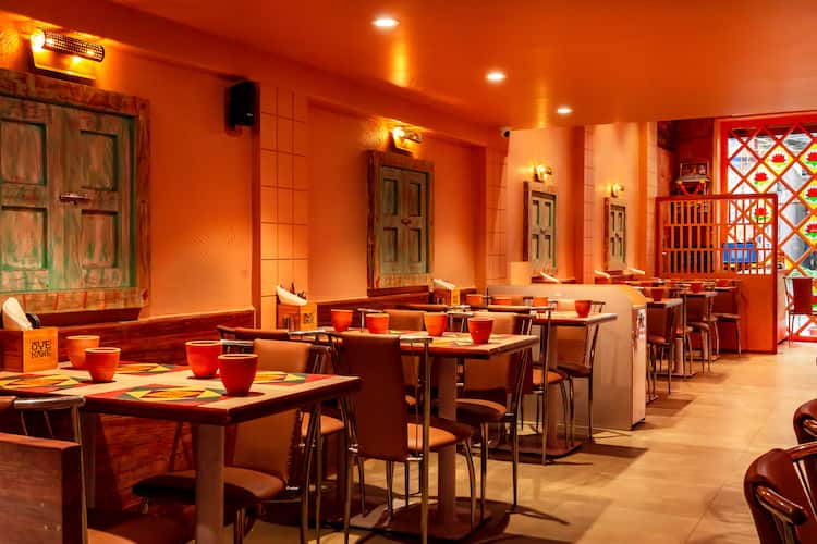 Oye Kake, Fort, Mumbai